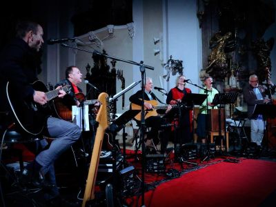 2025-10/1760980785_sirky7